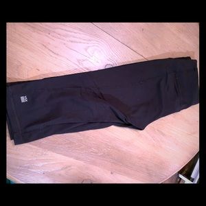 Victoria’s Secret sport Capri crop legging